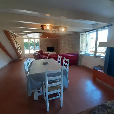בית נופש La Grange De Baudecamy
